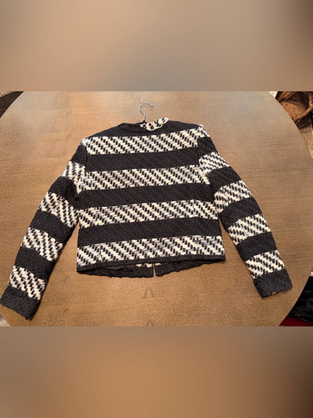Alice + Olivia Landon Striped Tweed Cropped Jacket B&W M/8 - Picture 7 of 15